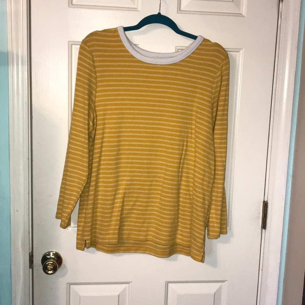 Old navy shirt